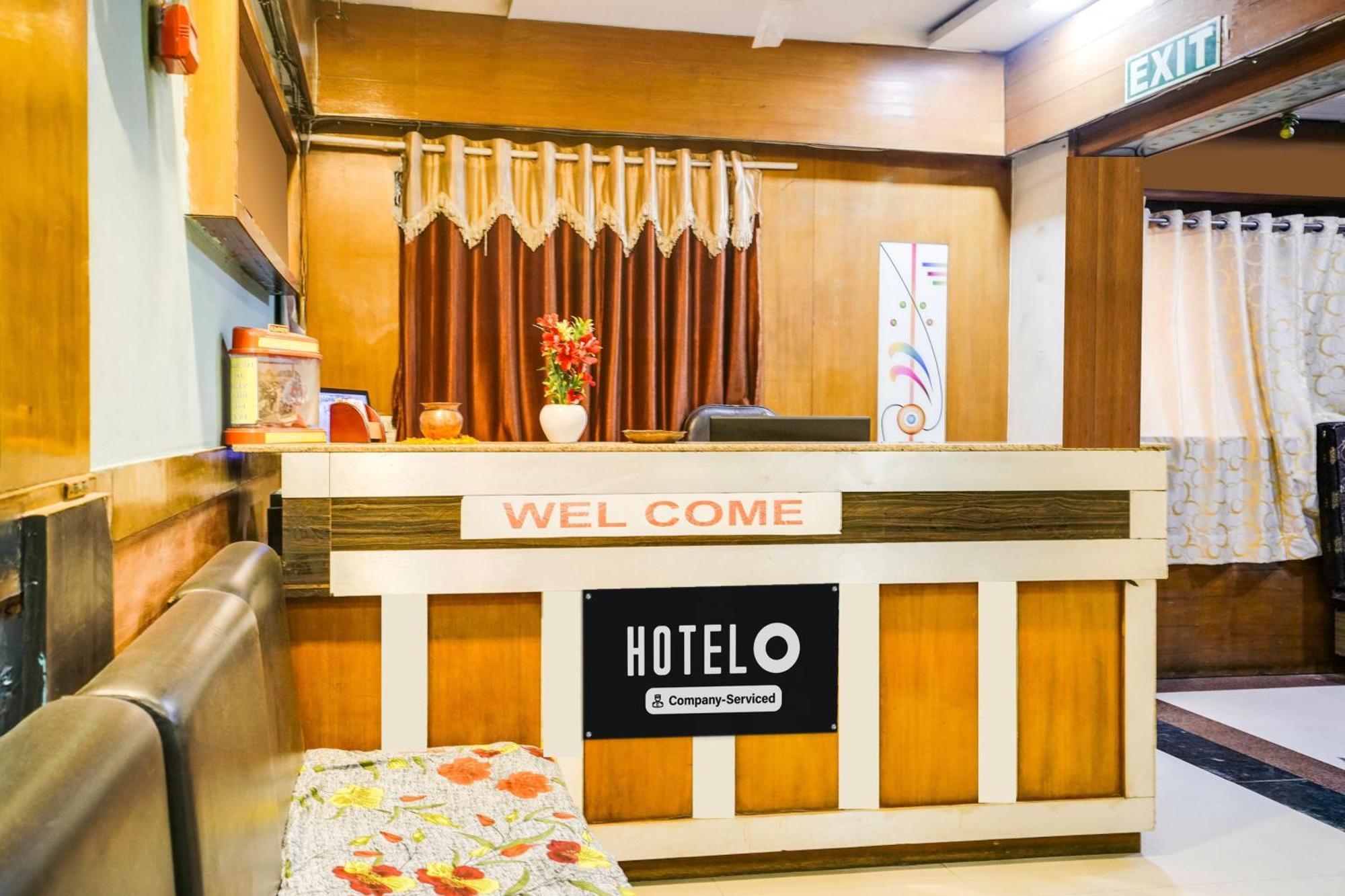 Hotel O Vanya Palace アーメダバード エクステリア 写真